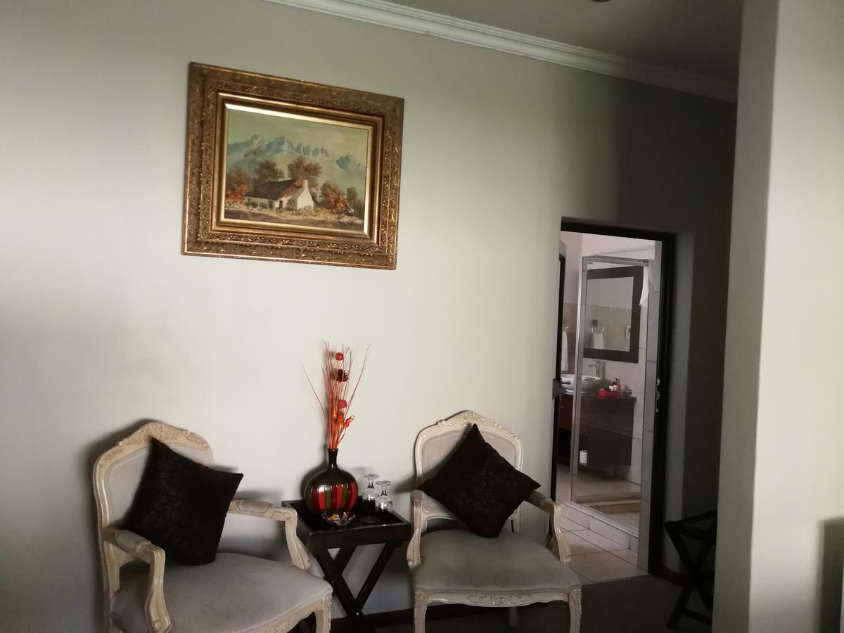 47 On Preston Guesthouse โจฮันเนสเบิร์ก ภายนอก รูปภาพ